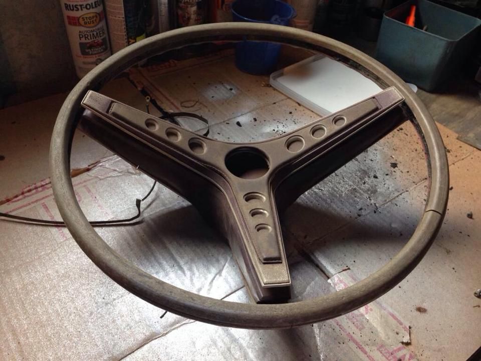 steeringwheel-before_zps3dddd063.jpg
